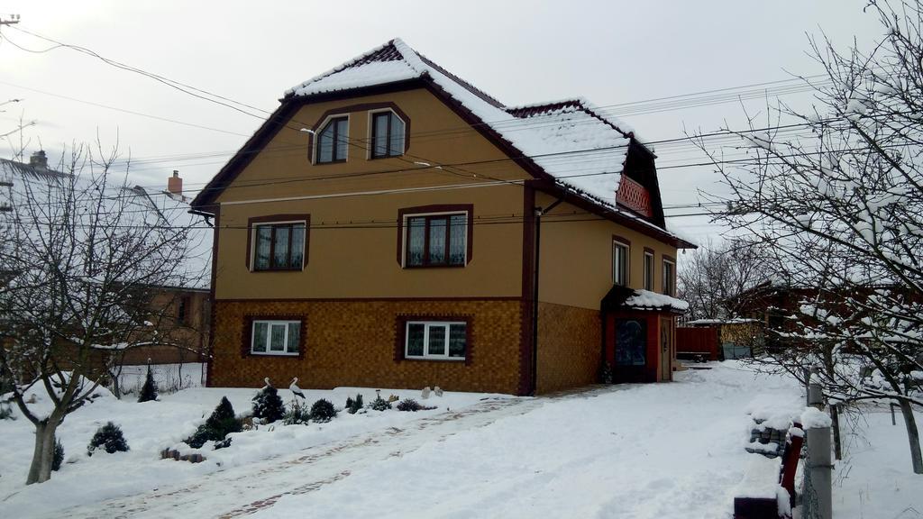 Sadyba Gostynniy Dvir Izky Exterior foto